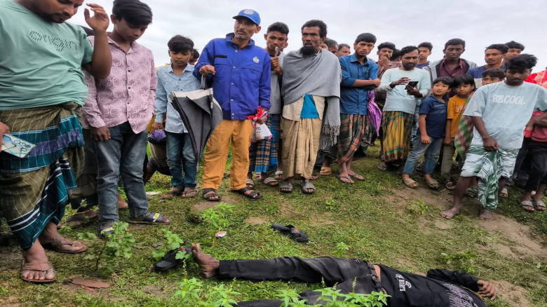 সিরাজগঞ্জে অটোরিকশা চালকের গলাকাটা মরদেহ উদ্ধার, ছিনতাইয়ের আশঙ্কা